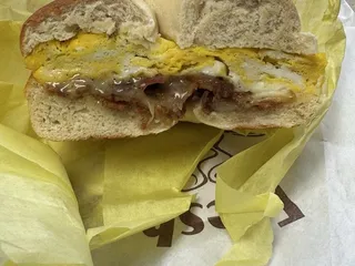 Foster's Donuts