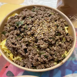 a bowl of ground beef and noodles