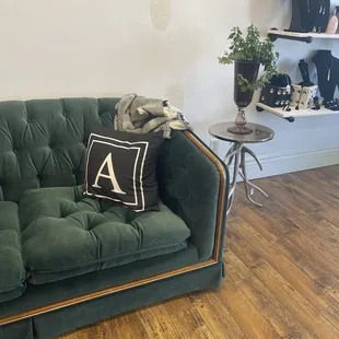 this was one of my favorite areas of their store, i also loved the plant area :)