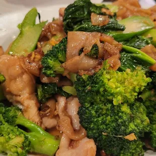 Pad see ew.  Great tasting with that wonderful smoky (wok hei) essence