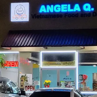 That&apos;s really the name for a sandwich shop.