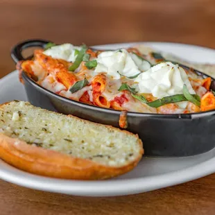Baked penne