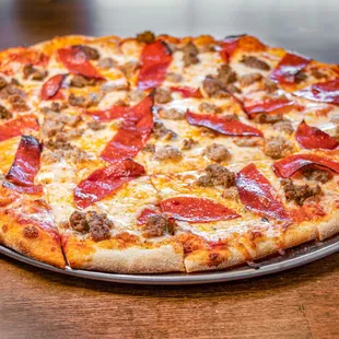 Carnivore pizza