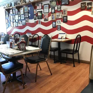 the american flag painted on the wall