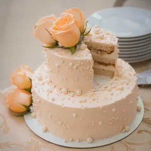 a three tiered wedding cake
