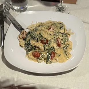 pasta dish, pasta, food