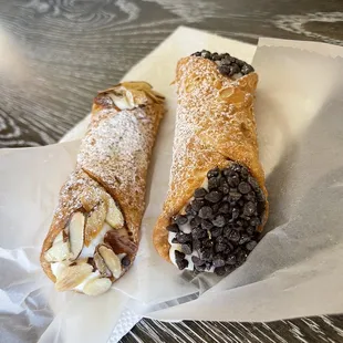 Large Cannoli