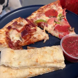 Bbq chicken pizza didn&apos;t have onion.