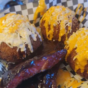 The Mac&amp;Cheese Balls or so Delicious