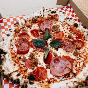 the napoleon pizza! she cute ~