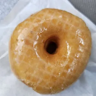 Glazed Donut- fluffy and soft, with a slight chew. 4 stars