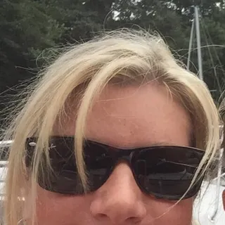 Jen H.