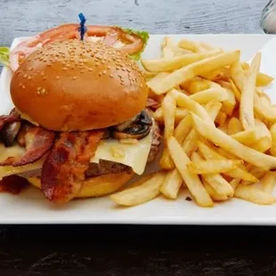 Angelica's burger deluxe