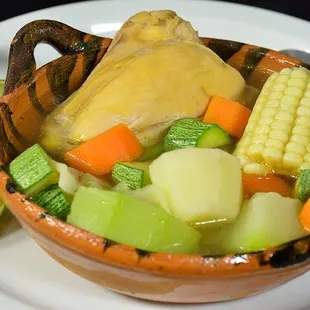 Caldo de Pollo