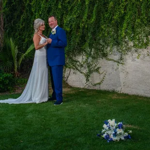 Bride &amp; Groom in garden