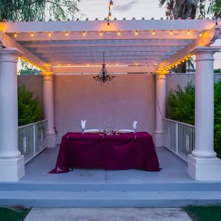 Outdoor Pergola/sweetheart table