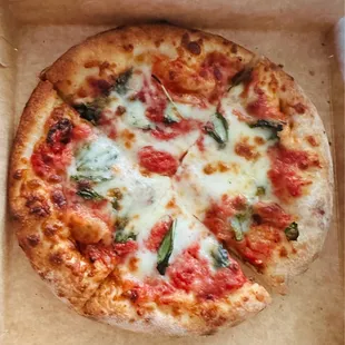 Margherita Pizza (personal)--solid!