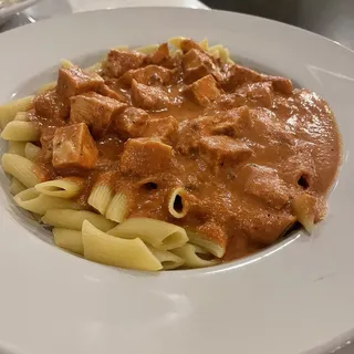 Penne vodka with chicken