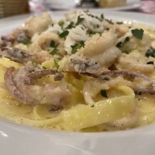 Fettuccine Fettucine Mediterraneo Dinner