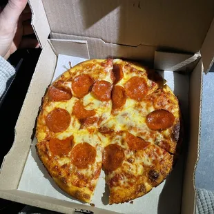 Pepperoni pizza