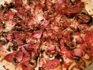 J J's Pizza
