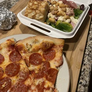 Greek Salad &amp; Pizza