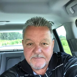 Lenny M.