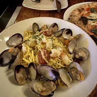 Taglierini a la Vongole