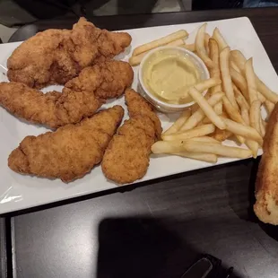 Chicken strip basket
