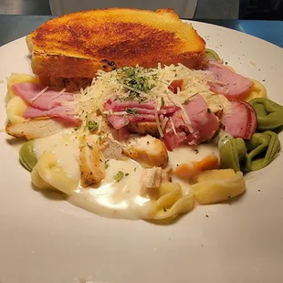 Chicken Cordon Bleu Pasta.
