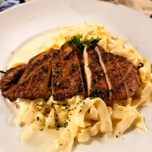 Chicken alfredo
