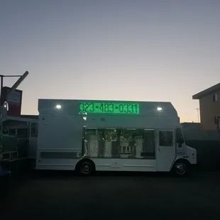 the outside of a taco truck