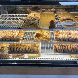 Guava and guava/queso pastries. $1.05 each... Yummy!