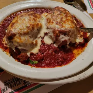 a plate of lasagna