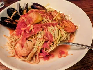 Compari's on the Park