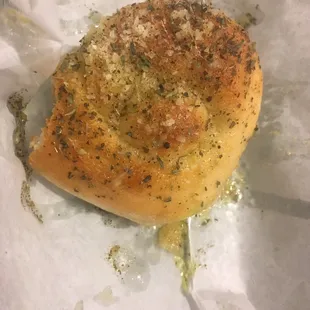 Garlic roll that comes with the meals