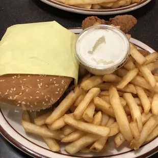 An order of the Burger Box (Hamburger, Fries, two chicken strips and ranch) (Drink is not included in the order)