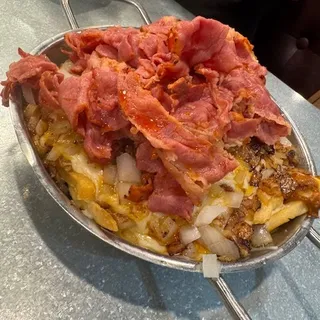 Pastrami Chili-Cheese Fries