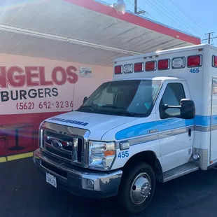 Angelos Burgers supporting First Responder's