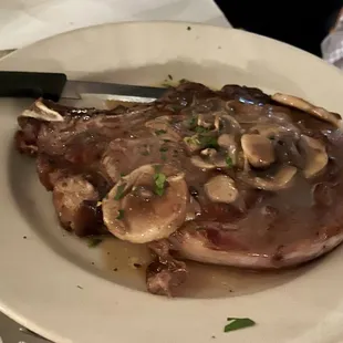 Steak with mushrooms