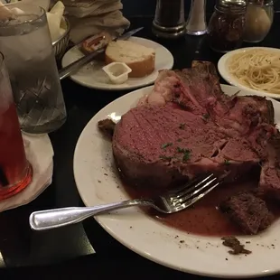 Prime rib, garlic noodles, fresh bread, &amp; whiskey cranberry