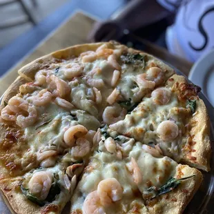 Seafood Pizza