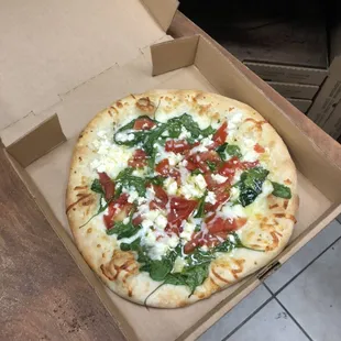 Spinach pizza