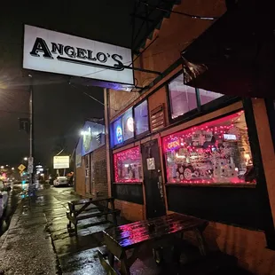 Angelo's