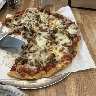 Meat pizza add mushrooms &amp; onions