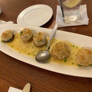 Mushrooms Stuffed With Crabmeat