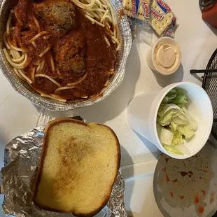 Spaghetti and meatballs lunch