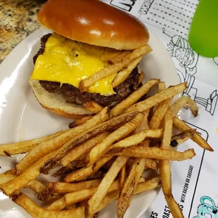 Kids cheeseburger meal