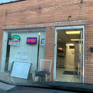 the entrance to the restaurant