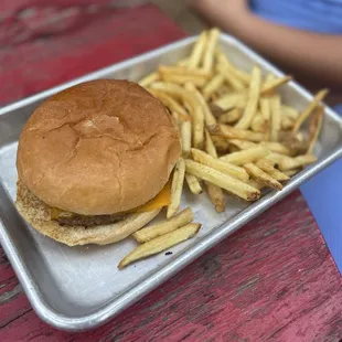 SINGLE BURGER